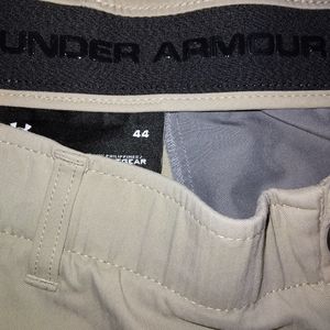 UNDER ARMOUR SHORTS